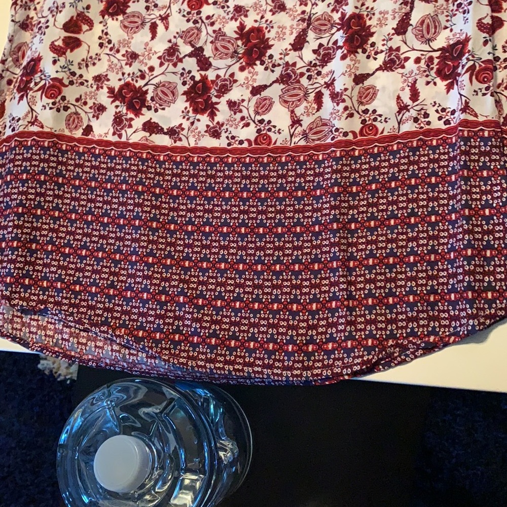 Flower pattern blouse - Picture 14 of 17